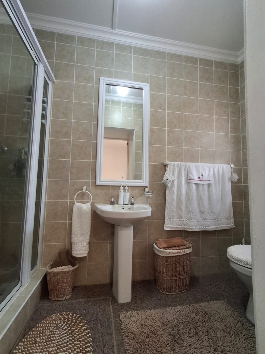 3 Bedroom Property for Sale in Seafield Eastern Cape